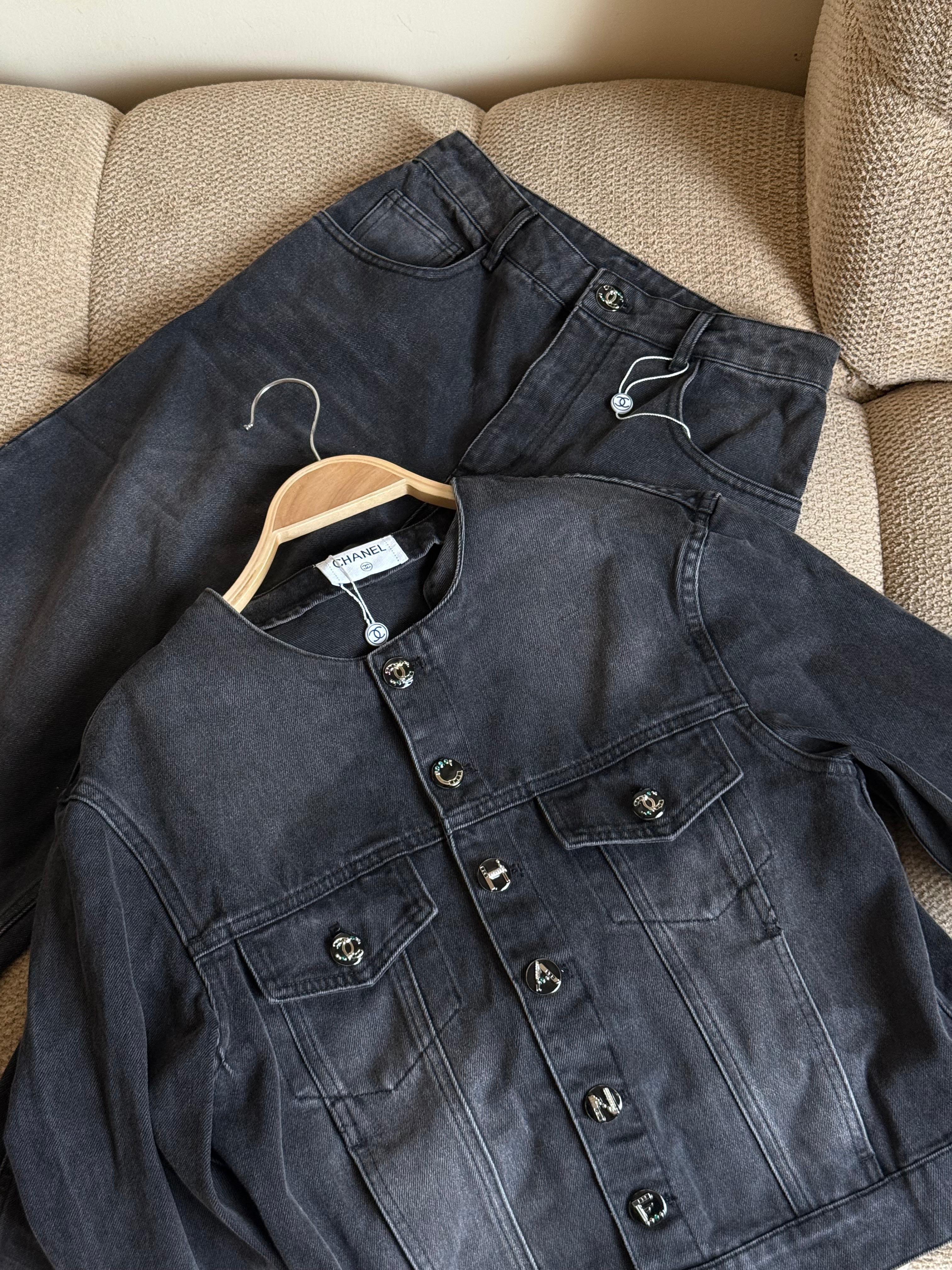 Chanel set clothes