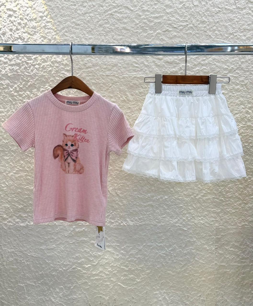 Kids clothes
