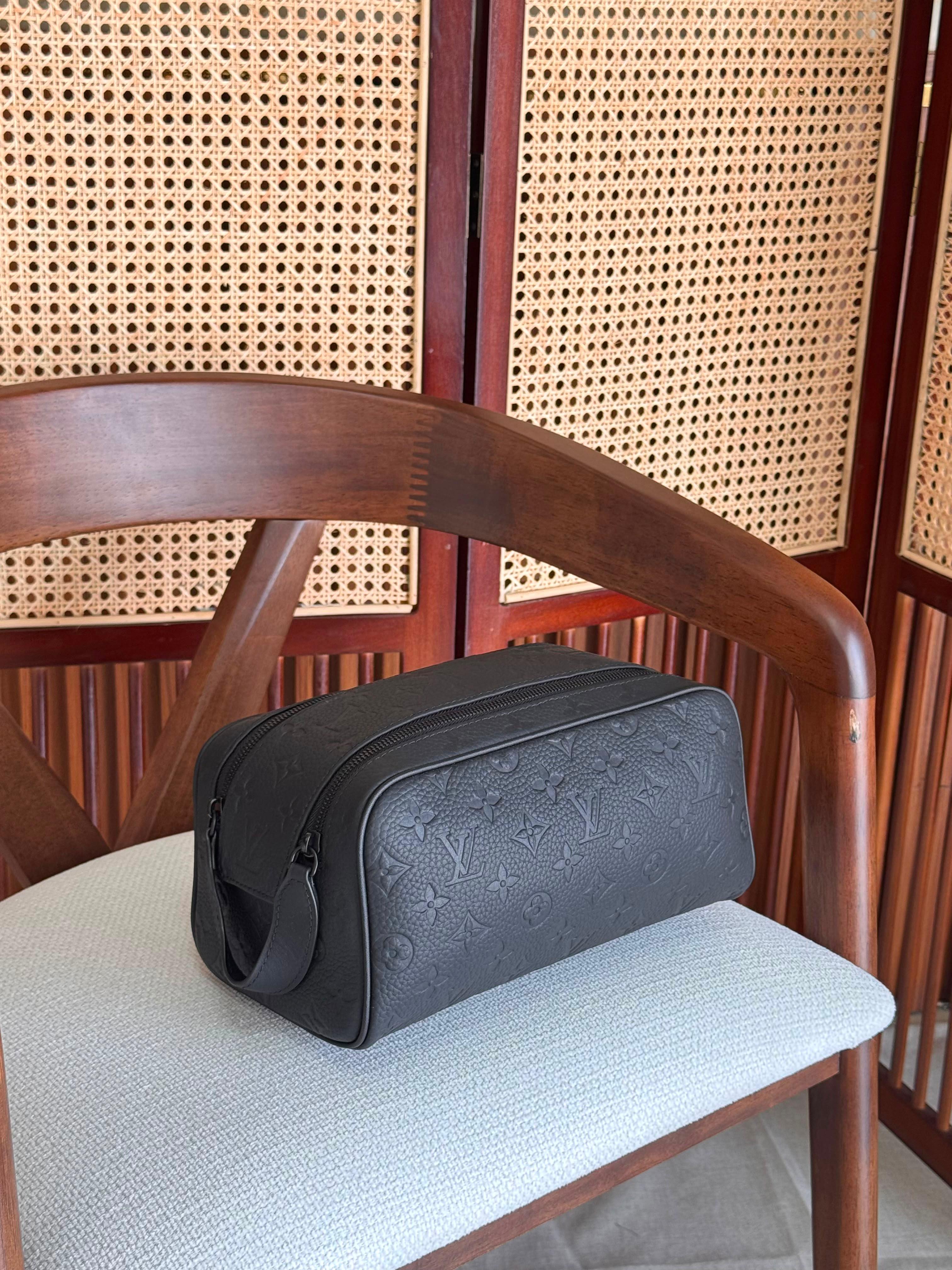 Lv men bags